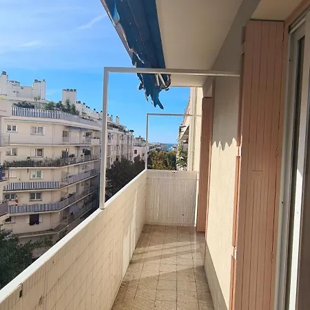 Azur Horizons Sea And Mountain Juan-les-Pins