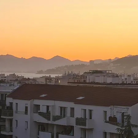 Azur Horizons Sea And Mountain * Juan-les-Pins