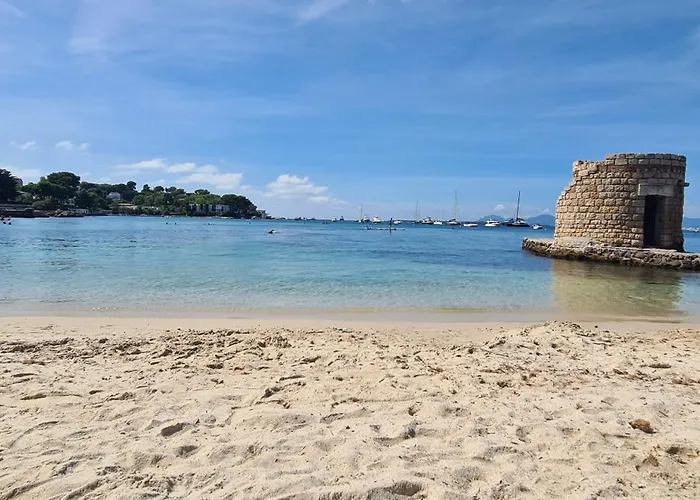 Azur Horizons Sea And Mountain * Juan-les-Pins